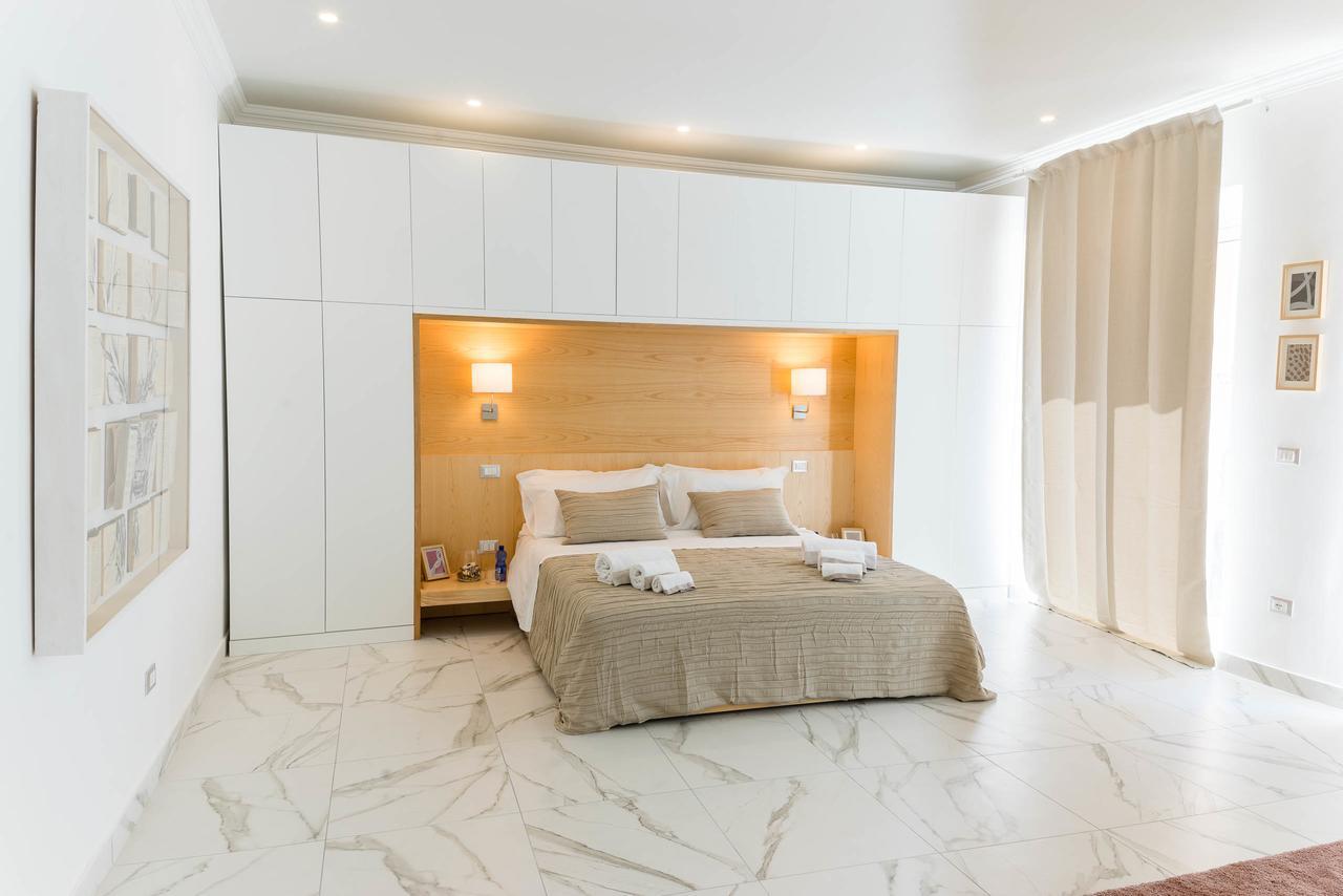 Luxury Suite Corso Umberto ตาออร์มินา ภายนอก รูปภาพ